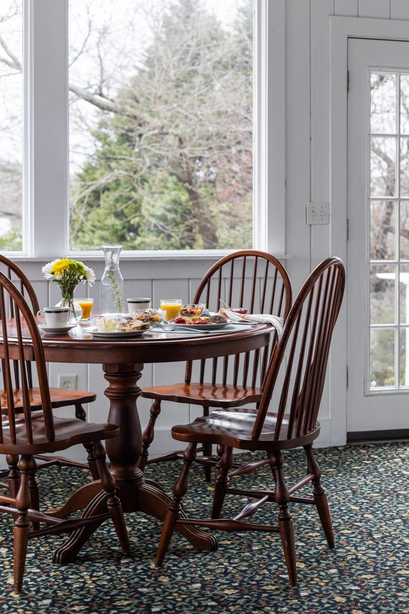 Stone Mountain Manor Panzió Kültér fotó