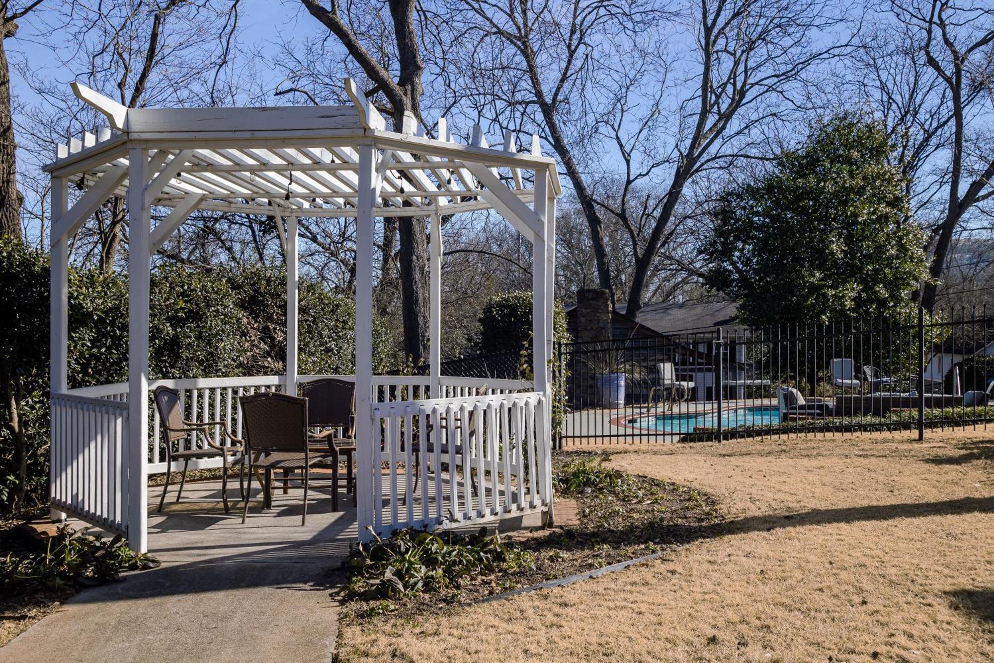 Stone Mountain Manor Panzió Kültér fotó
